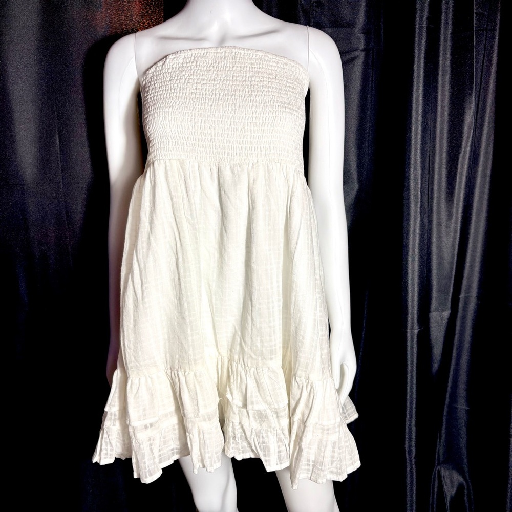 American Eagle Outfitters White Smocked Top